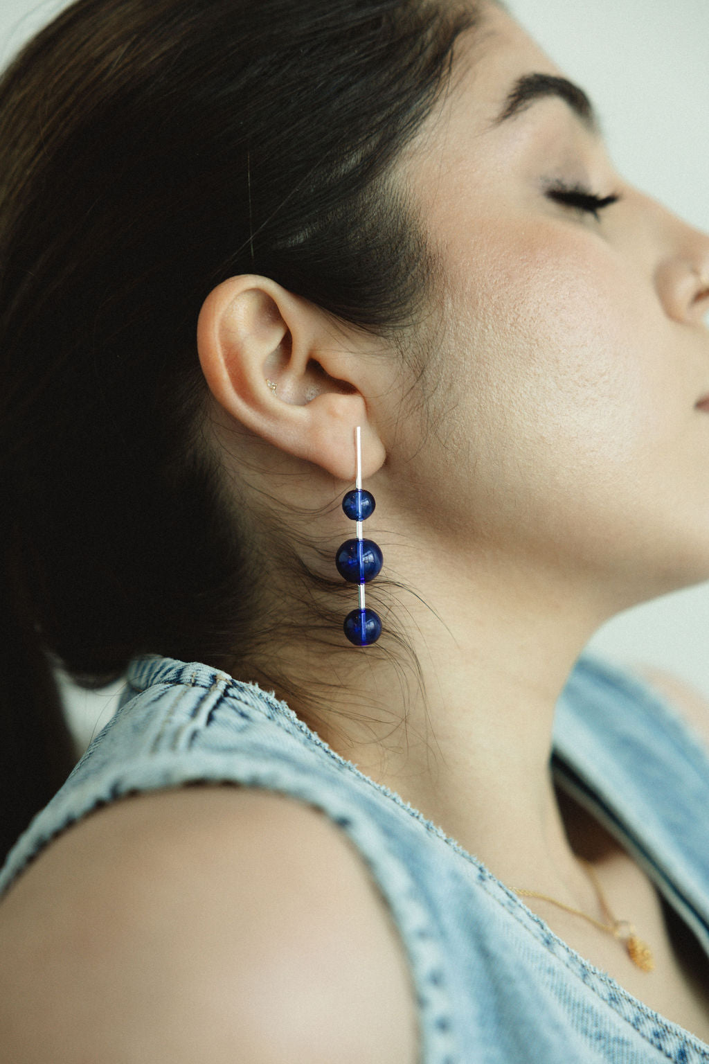 blue and silver mismatch