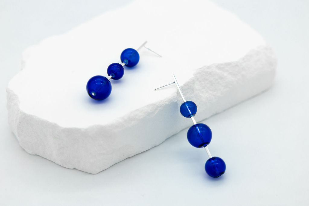 blue and silver mismatch